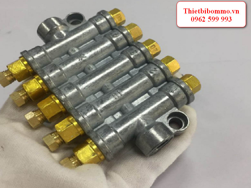 Bộ chia dầu bôi trơn ZLFG cho hệ thống bôi trơn tập trung