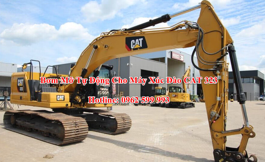 Bơm Mỡ Tự Động Cho Máy Xúc Đào CAT 323